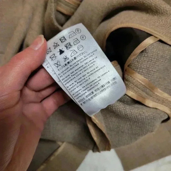 Escada Tan Knit Sweater Blazer Jacket Gold Logo Buttons Loro Piana Wool Cashmere - Picture 7 of 10